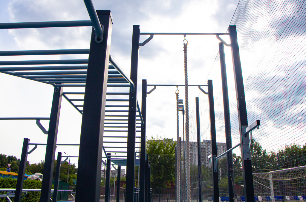 Interatletika-sportivni-kompleksi-workout-zona-sili-ta-doskonalosti-09