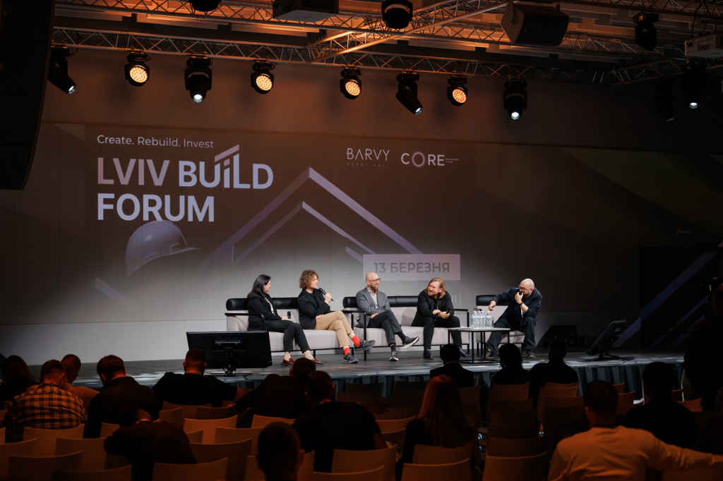 Interatletika-na-lviv-build-forum-innovatsii-dlya-suchasnikh-prostoriv-03