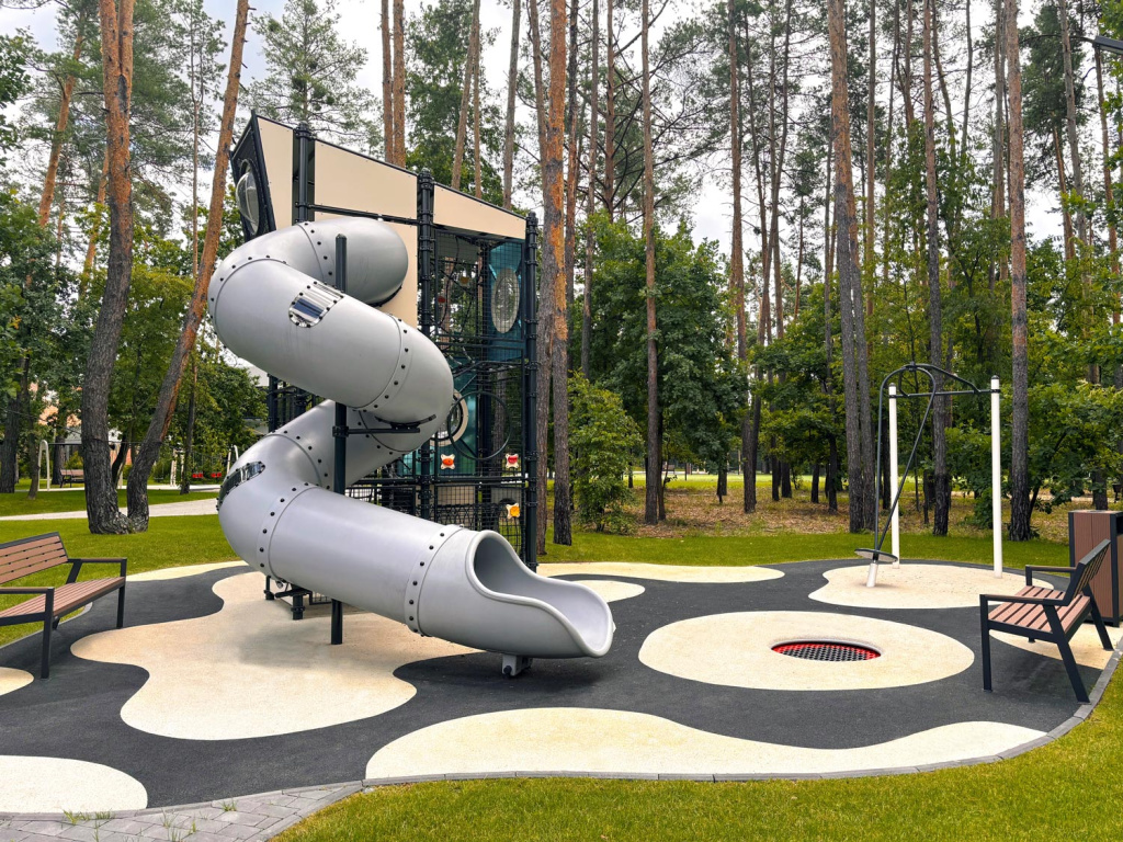 Interatletika-idealniy-maydanchik-pochina-tsya-z-osnovi-09