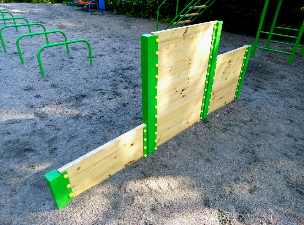 InterAtletika-suchasni-maydanchiki-dlya-vigulu-ta-dresiruvannya-sobak-02