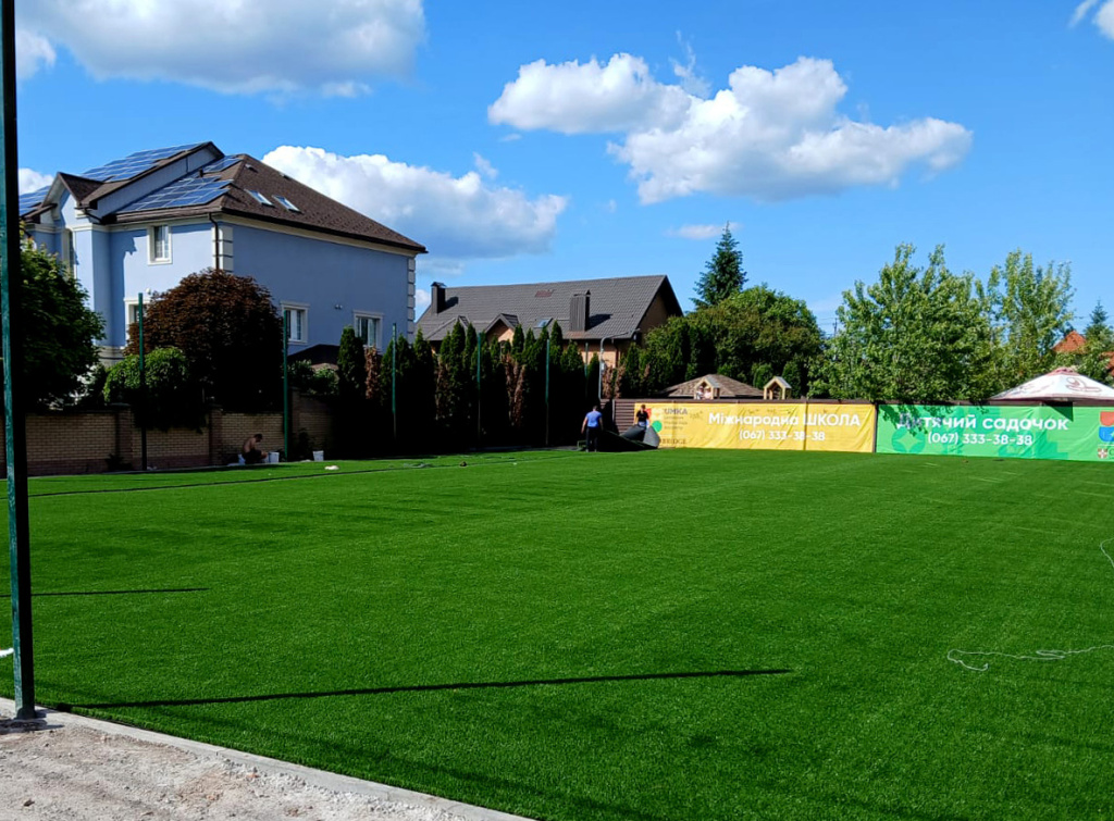 Interatletika-futbolniy-maydanchik-v-umka-smart-04